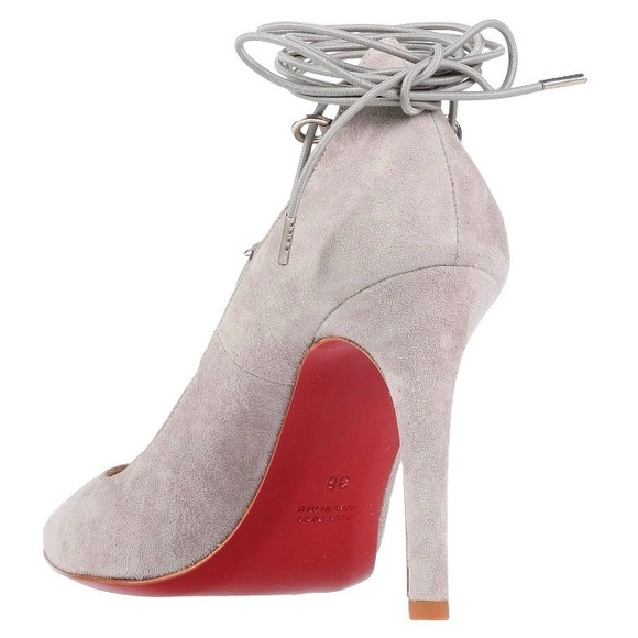 Smooth Snake look ankle strap heels. - Picture 13 of 16